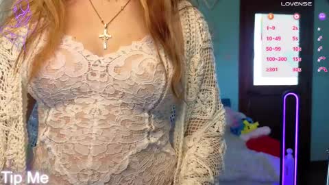 Selena online show from October 9, 7:14 am