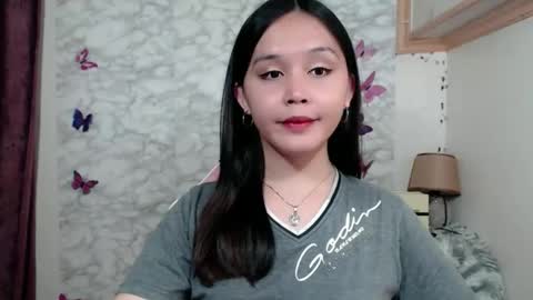 Ms Pia online show from June 2, 6:32 pm