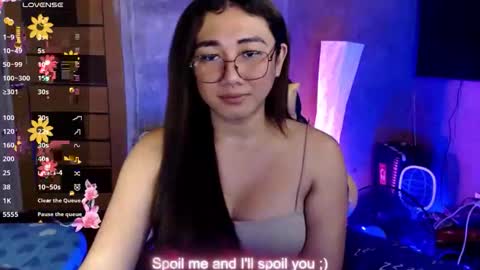 Pia online show from October 6, 1:01 am