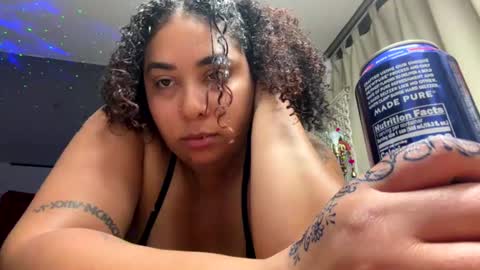 picklepuffs222 online show from August 5, 5:15 am