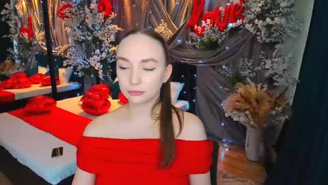 Snapshot of pieceofinspiration chatting on February 15, 10:22 am Emelie online show from February 15, 10:22 am
