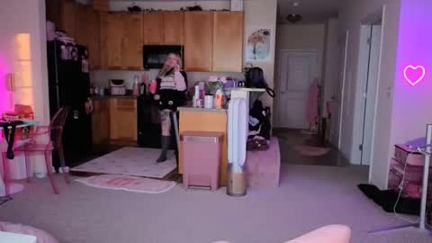 Piggy Rose online show from March 17, 10:59 pm