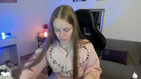 PiinkPandora online show from April 10, 8:46 pm