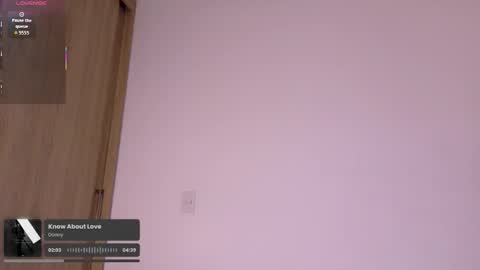 pikashuu7u7 online show from December 1, 3:04 am