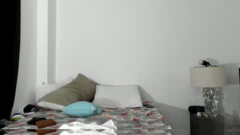 Snapshot of pikoro_gomez chatting on October 20, 12:48 am pikoro_gomez online show from October 20, 12:48 am