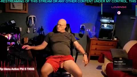 Dave online show from October 3, 6:27 pm