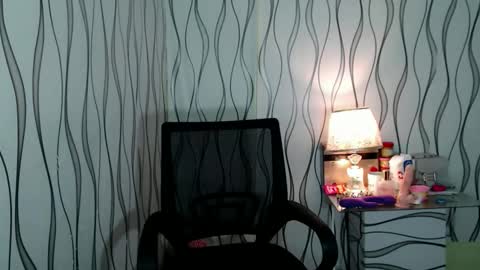 Th1nOnlyVans pinay online show from January 7, 6:35 pm