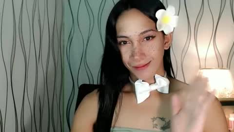 lucyLove online show from February 16, 3:59 am