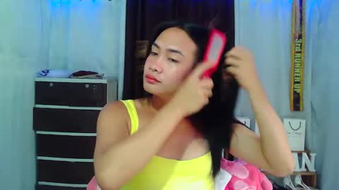 jilian  online show from November 4, 12:12 am