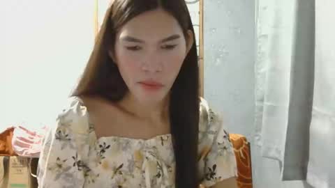 pinayjessaxxx online show from April 9, 12:55 pm