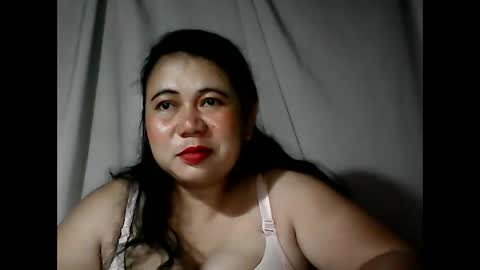 pinaymama12345 online show from October 25, 11:27 pm