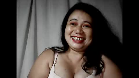 pinaymama12345 online show from September 24, 11:22 pm