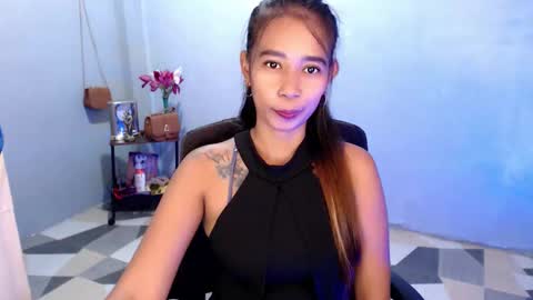 pinaymorena_renelda online show from November 15, 3:52 am