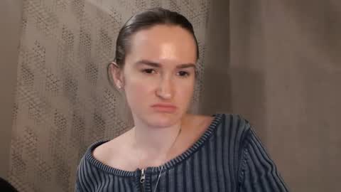       online show from March 1, 3:27 pm