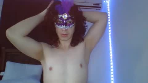 im new im pink starlight online show from October 12, 10:55 pm