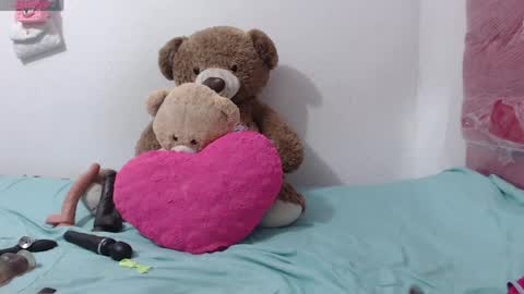 pink_love_25 online show from April 14, 8:06 am