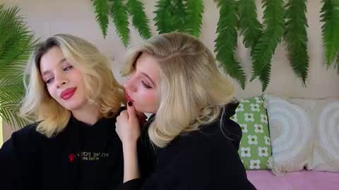 Adele online show from October 17, 9:24 am