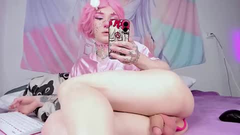 Snapshot of pinkberry_boy chatting on October 11, 6:07 am Vio online show from October 11, 6:07 am