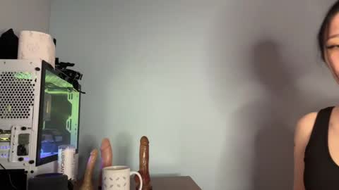 pinkdollylovv online show from May 13, 10:19 pm