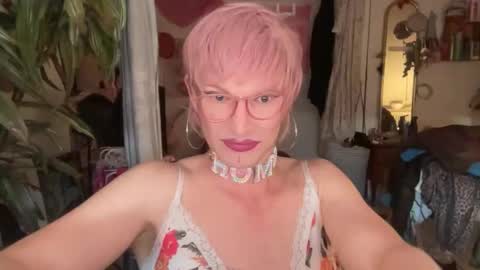 pinkfag online show from March 2, 4:14 pm