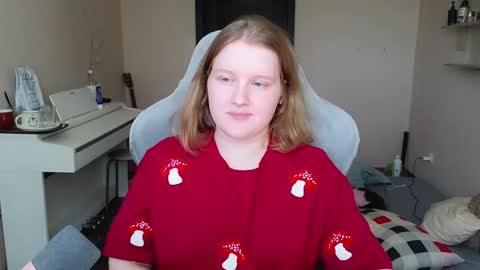 pinkiep1e online show from May 24, 12:34 pm