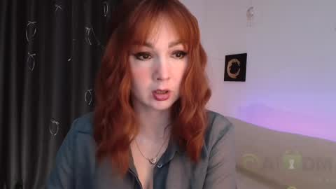 Perlita online show from May 14, 2:48 pm