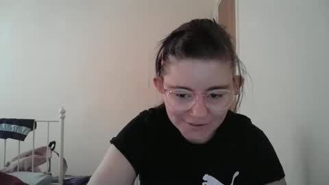 Snapshot of pinkwife97 chatting on September 23, 12:10 pm pinkwife97 online show from September 23, 12:10 pm
