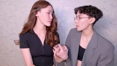 Li long hair and Ru short hair online show from July 21, 1:24 pm