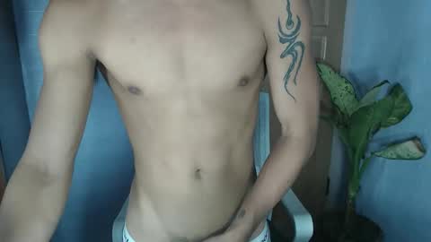 pinoy_palautogxxx online show from April 10, 3:17 pm