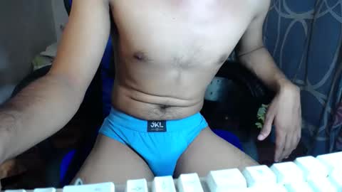 Snapshot of pinoy_studz chatting on February 7, 4:27 am pinoy_studz online show from February 7, 4:27 am
