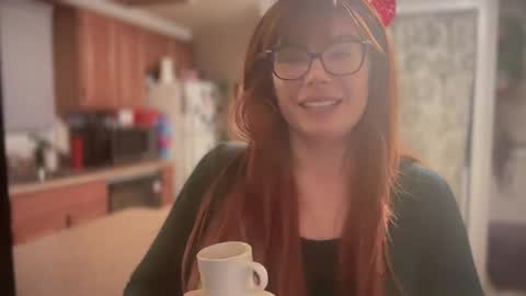 pirdybirdyxo online show from February 13, 2:34 am