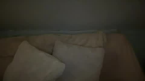 pirdybirdyxo online show from October 28, 4:46 am