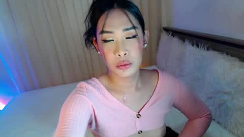 Ari online show from February 6, 9:24 am