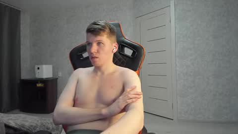 Pierre online show from February 24, 5:31 pm