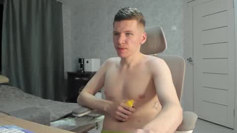 Pierre online show from February 28, 4:27 am