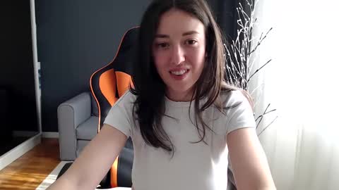 piscesgirl06 online show from February 19, 9:50 am