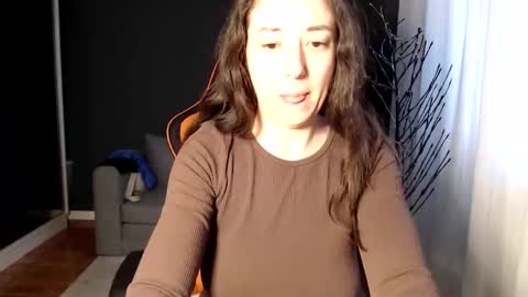 piscesgirl06 online show from February 2, 5:48 am