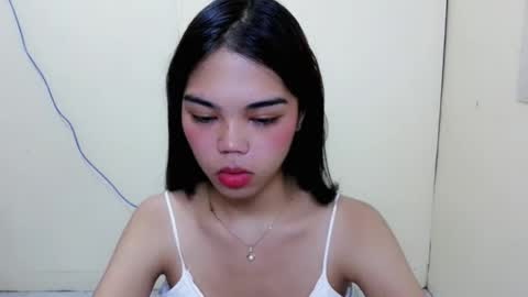 The Girl Named Eyve online show from April 3, 8:27 pm