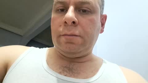 Snapshot of pixel53 chatting on January 11, 9:46 pm Gkay53 online show from January 11, 9:46 pm