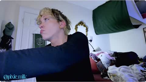 jae online show from December 13, 5:05 am