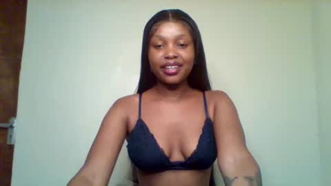 Majesty online show from March 28, 11:00 am