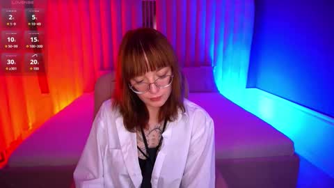 pixiepeachh online show from November 19, 5:23 pm