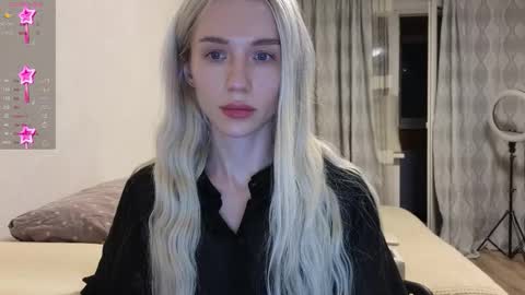 Emmy and Edward online show from November 9, 3:04 pm