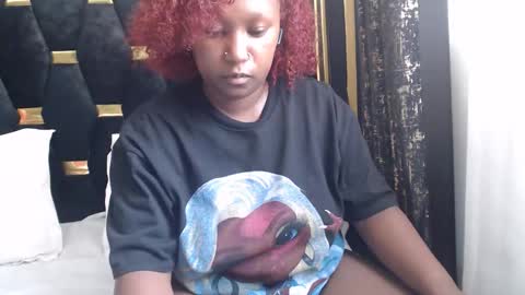 pixietease1 online show from February 16, 8:45 am