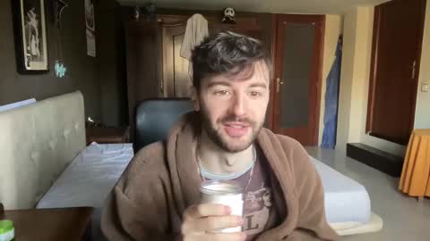 placebo14 online show from January 17, 9:39 am