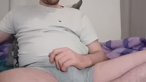 Snapshot of pladplad chatting on January 7, 8:31 pm PLADPLAS online show from January 7, 8:31 pm