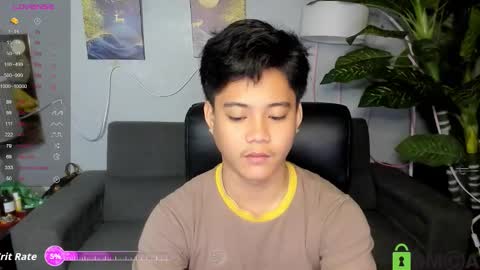 Snapshot of playful_kenzo chatting on October 25, 10:25 am Kenzo online show from October 25, 10:25 am