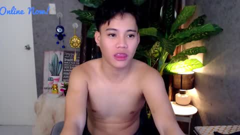 Snapshot of playful_kenzo chatting on December 4, 2:20 pm Kenzo online show from December 4, 2:20 pm