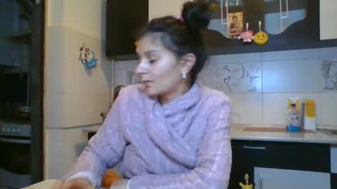 pleas3s_sweet online show from March 6, 3:24 am