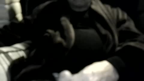 pleezsukit online show from October 15, 1:45 pm